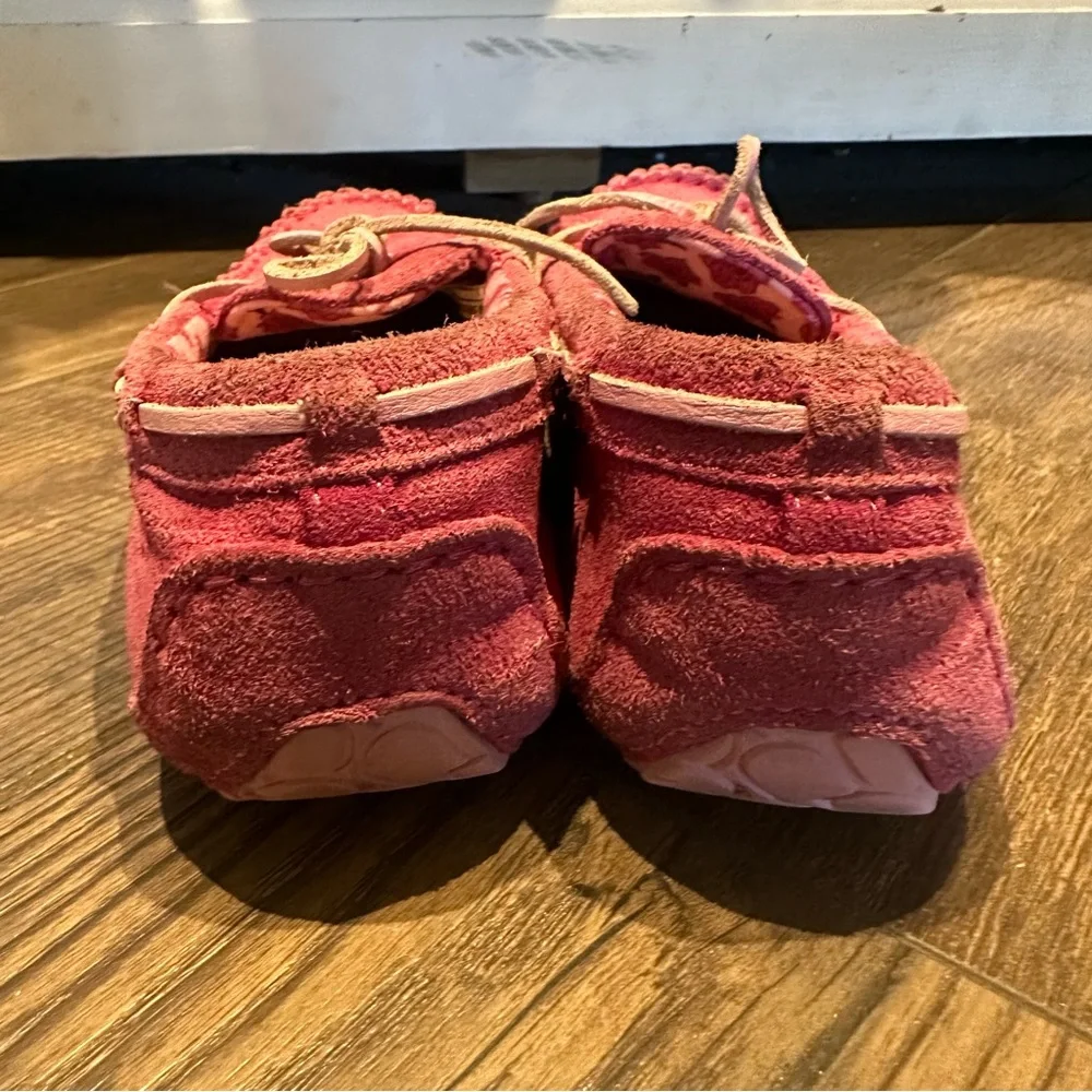 UGG Girls Moccasins Pink Size 3‎